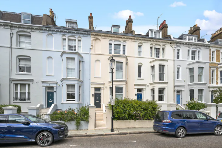House Pitt Street in Greater London