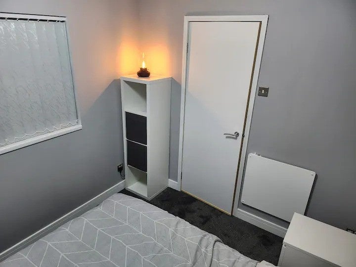 Flat Carnegie Avenue in Sandwell