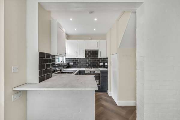 House Fieldend in Greater London