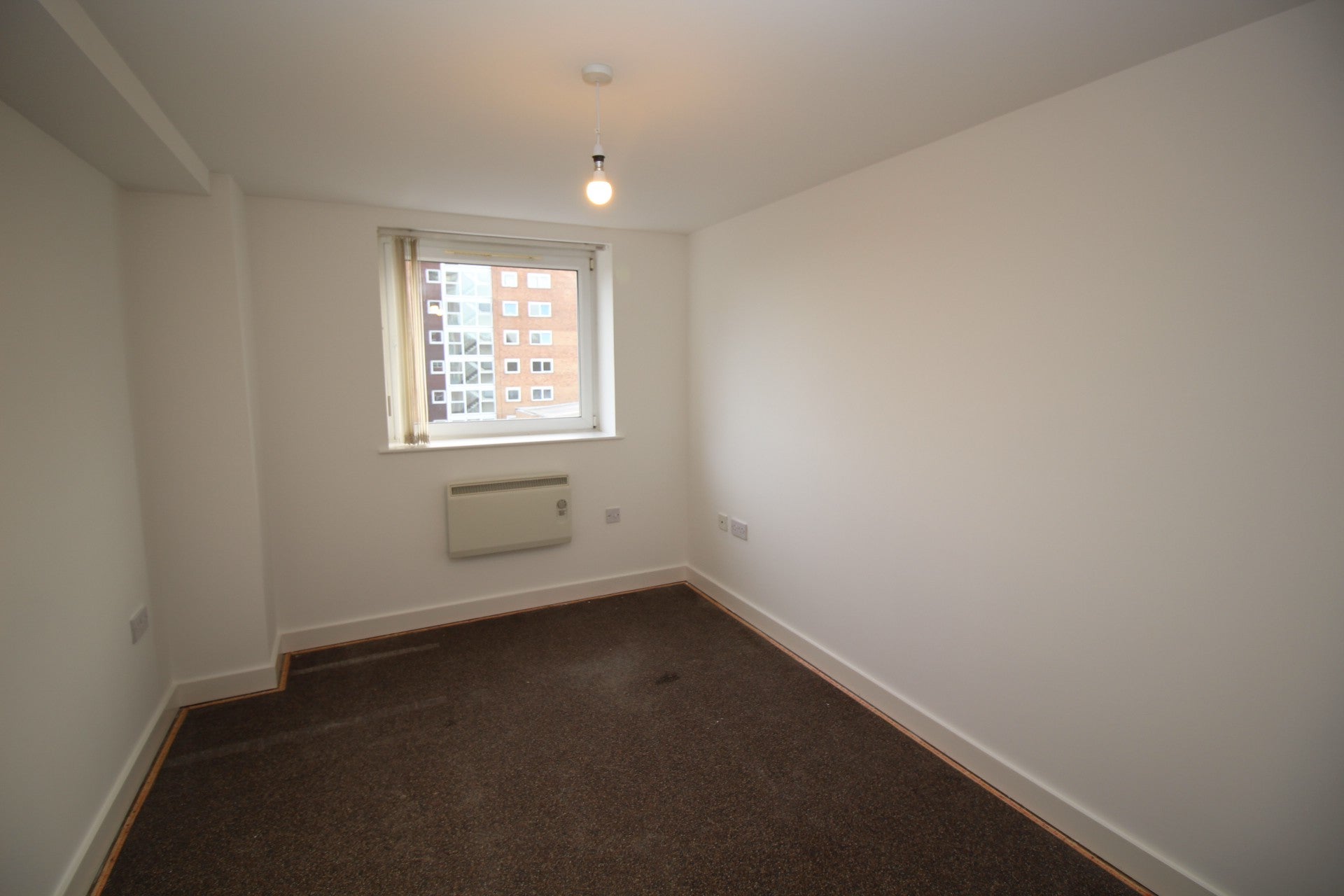 Flat Bridgnorth Road in Manchester