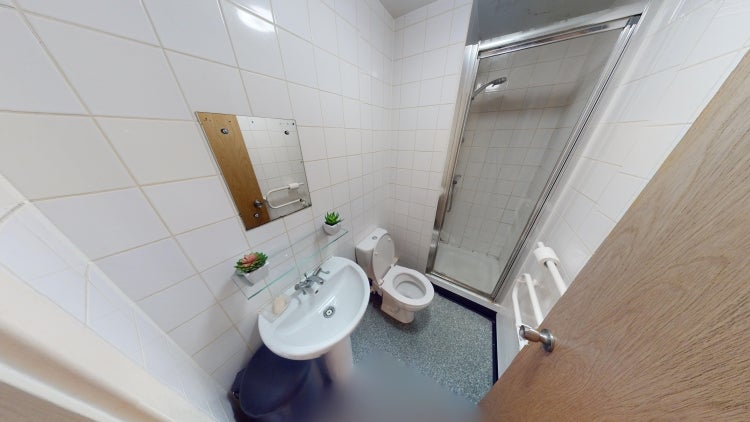 Room Woolpack Lane in Nottingham