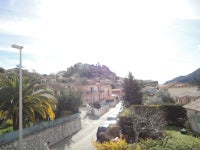 Flat Route de Châteauneuf Villevieille in Tourrette-Levens
