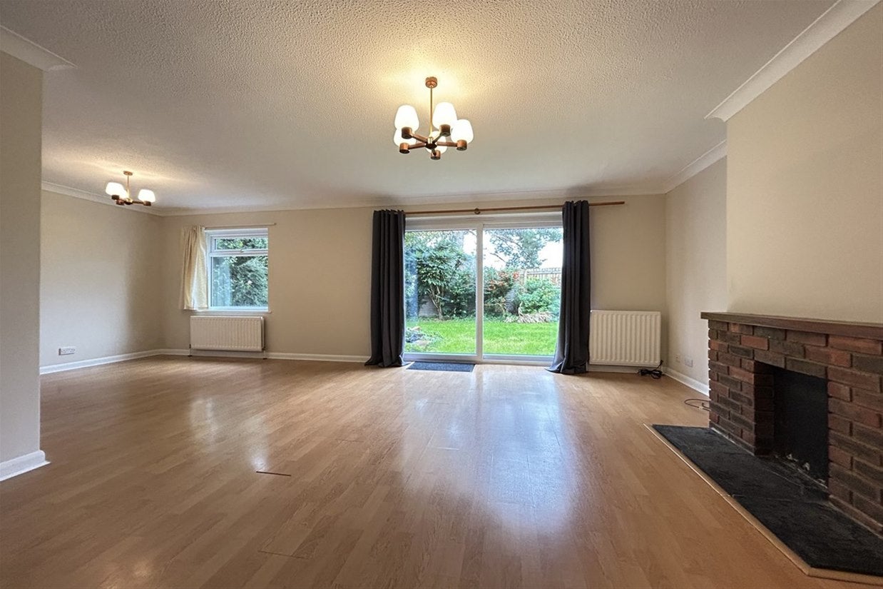 House Dalewood in Basingstoke and Deane