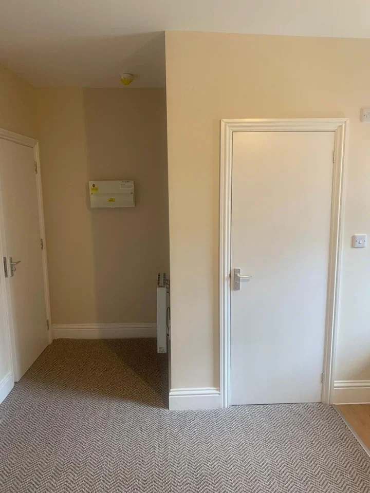 Flat Woolwich Road in Greater London