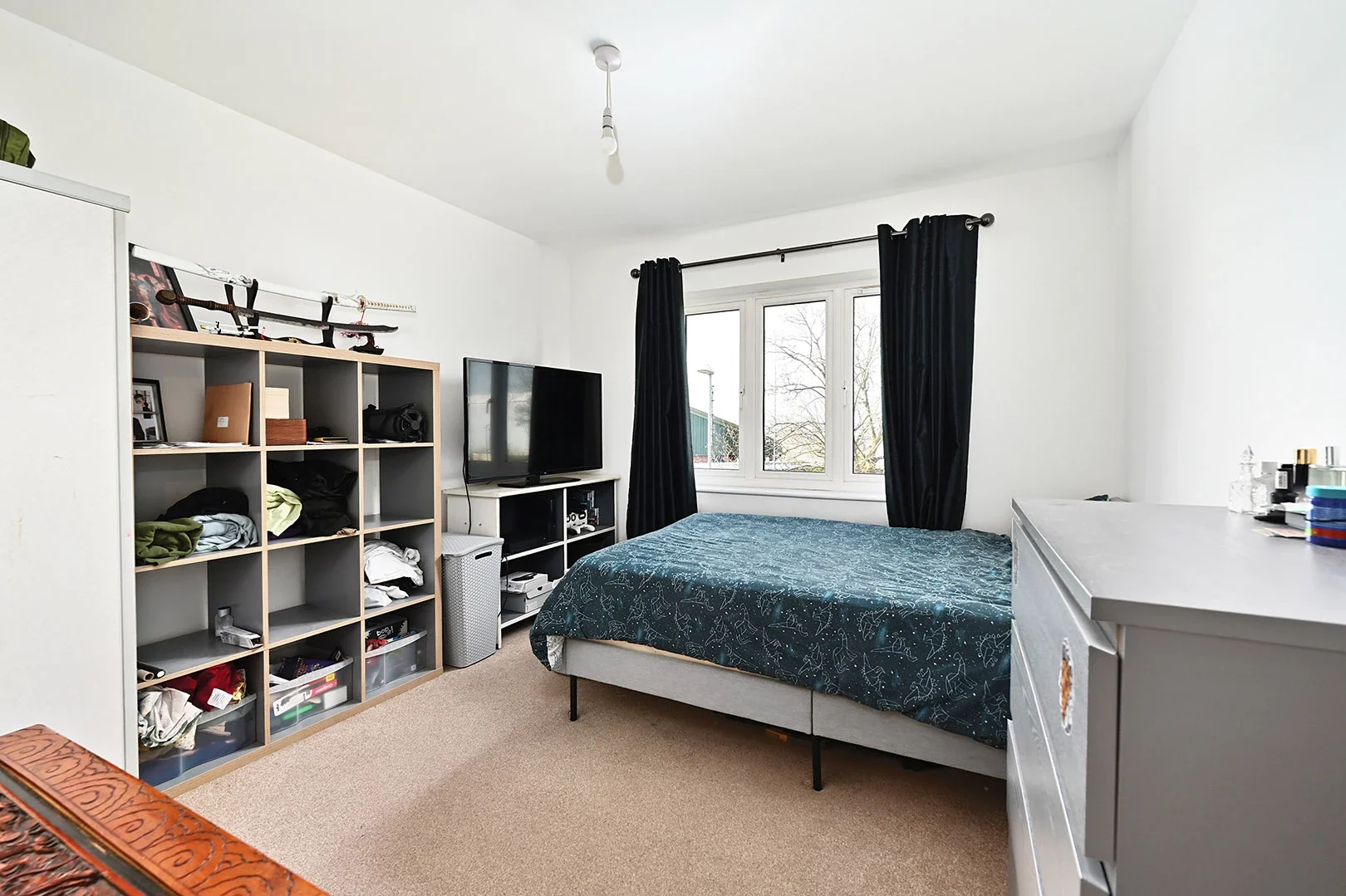 Flat Hornchurch Square in Rushmoor