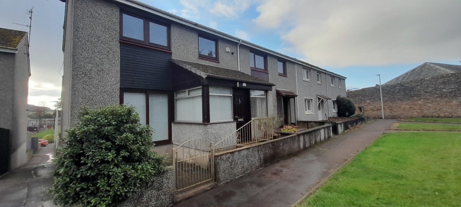 House Blalowan Park in Cupar
