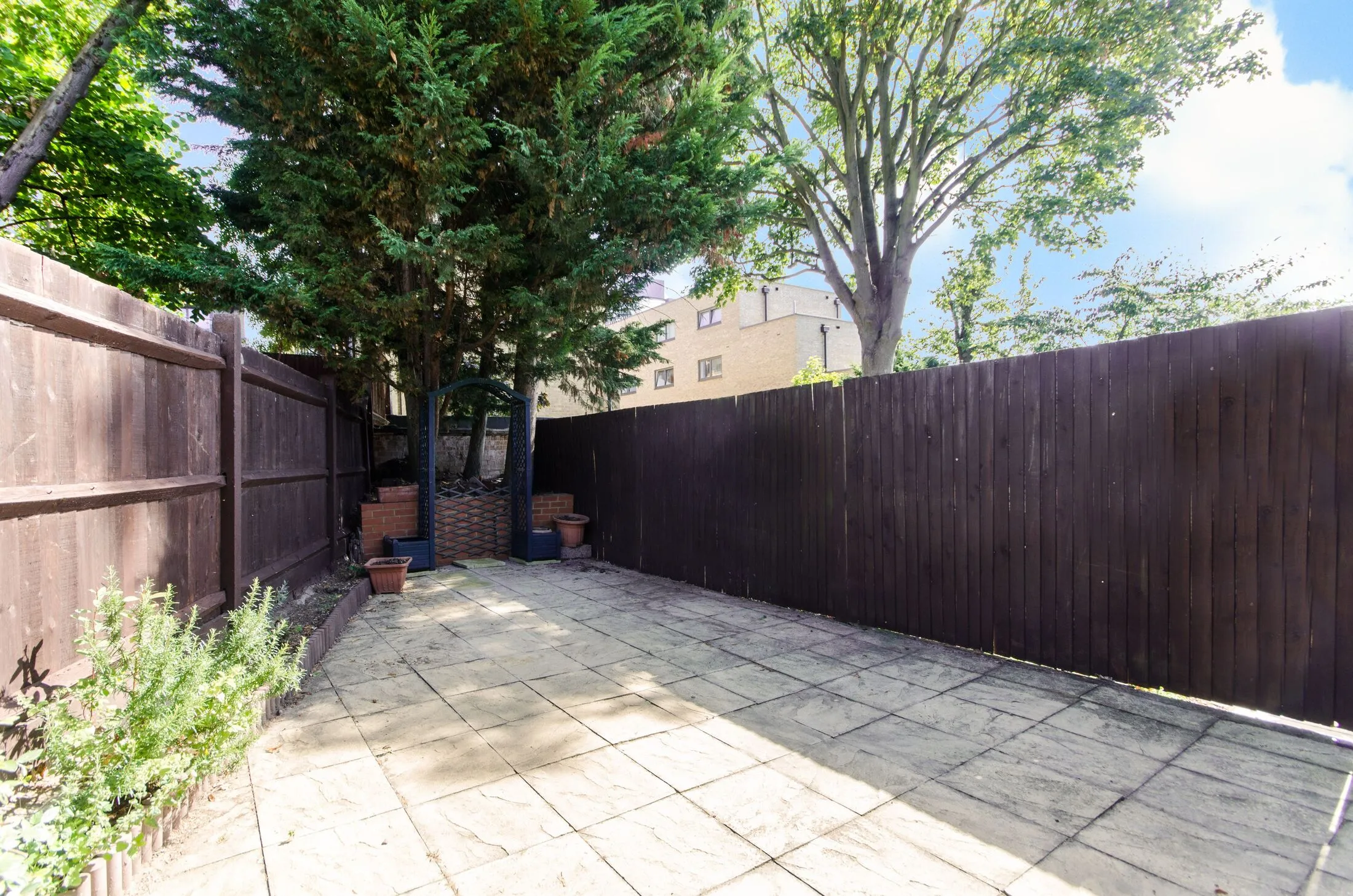 House Herbert Road in Greater London