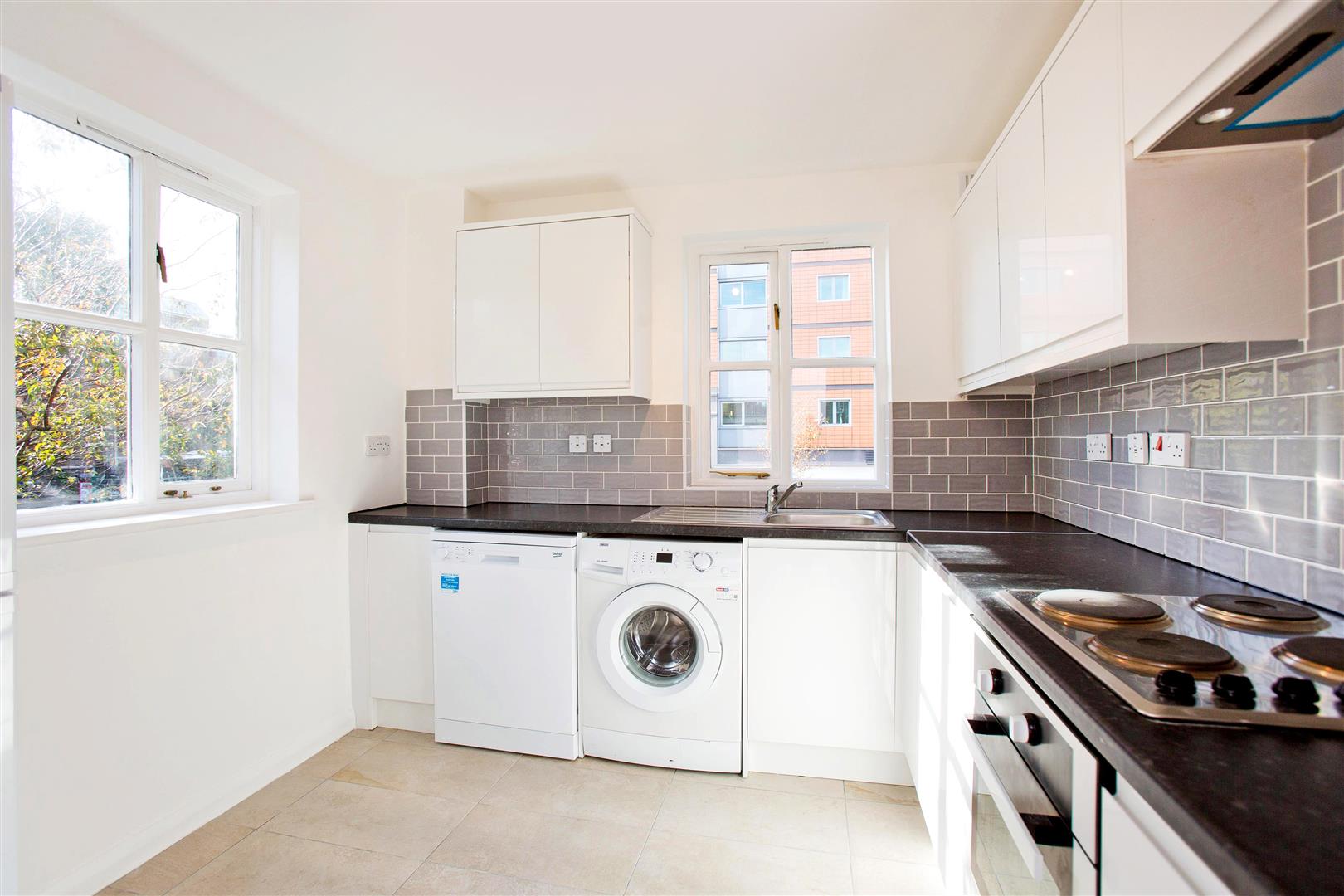 Flat Pearman Street in Greater London