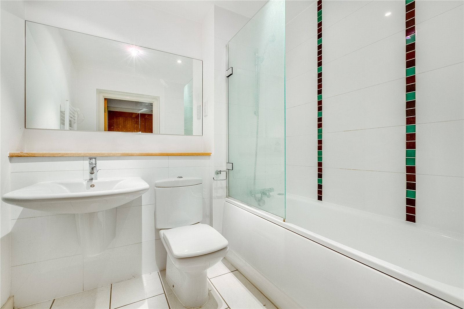 Flat Northpoint Square in Greater London