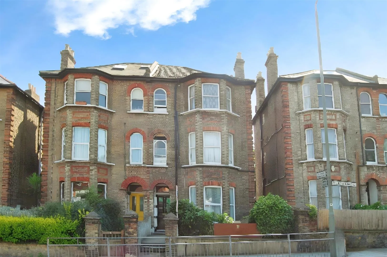 Flat Church Road in Greater London