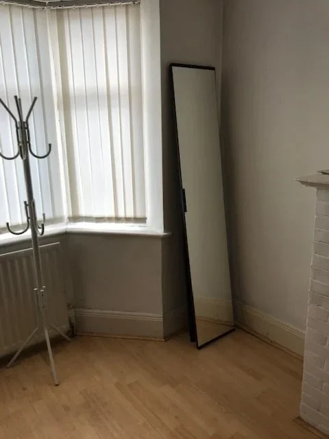Flat Rickmansworth Road in Greater London