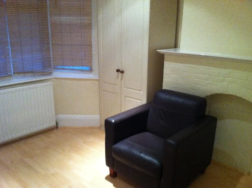 Flat Rickmansworth Road in Greater London