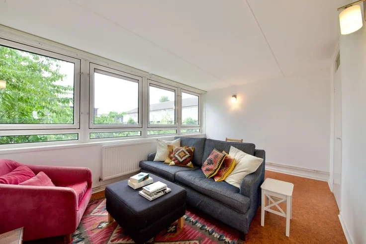 Flat Cornwallis Square in Greater London