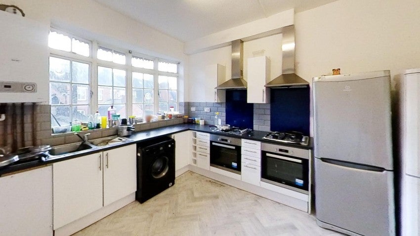 Flat St Albans Road in Leicester