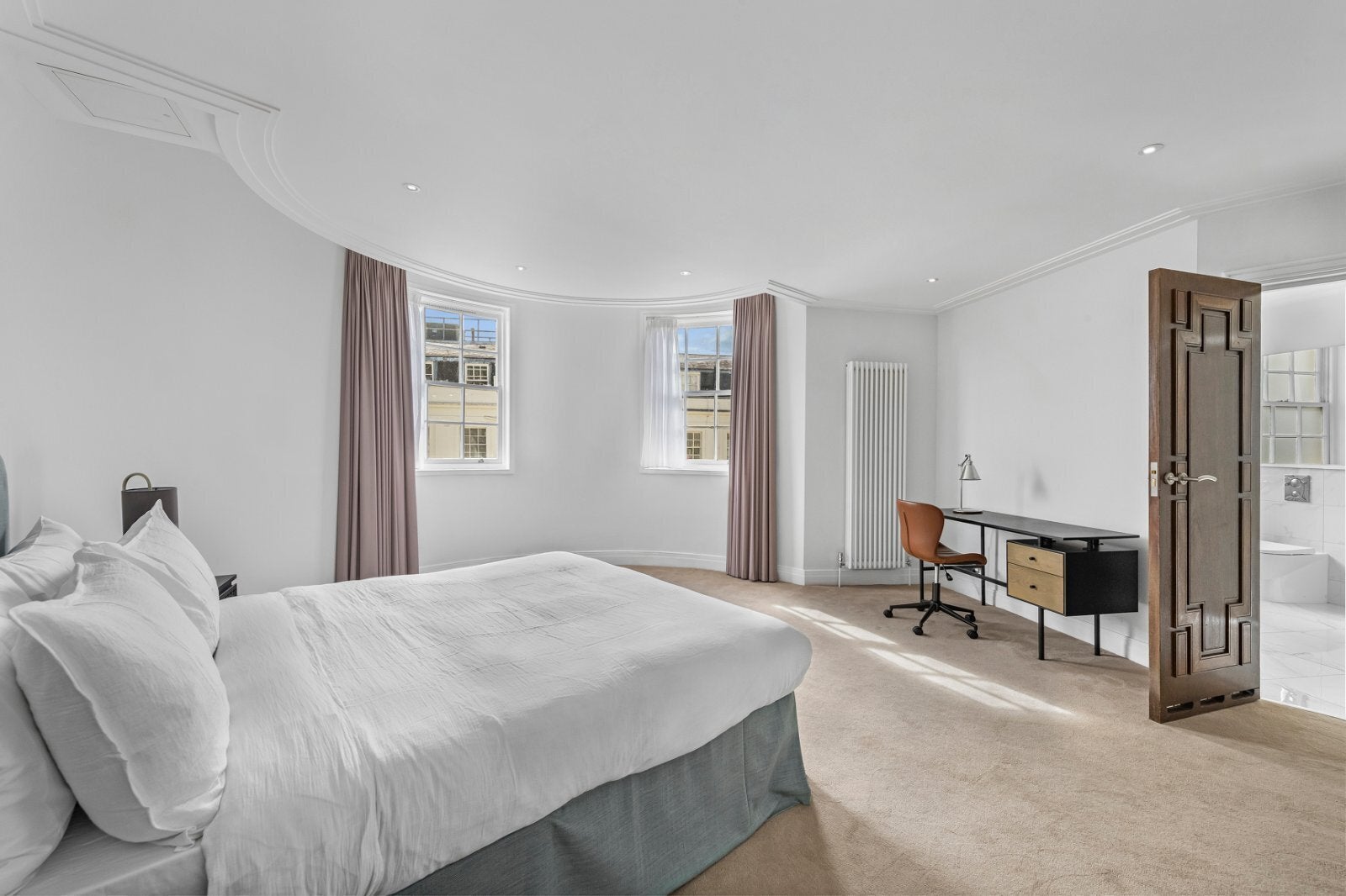 Flat Gloucester Square in City of Westminster