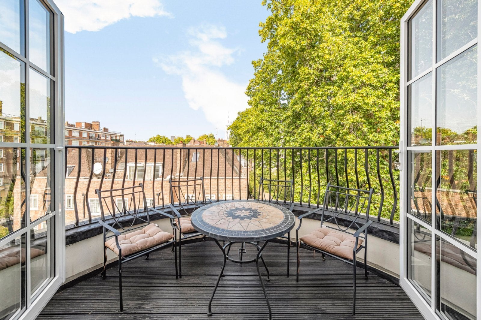 Flat Gloucester Square in City of Westminster