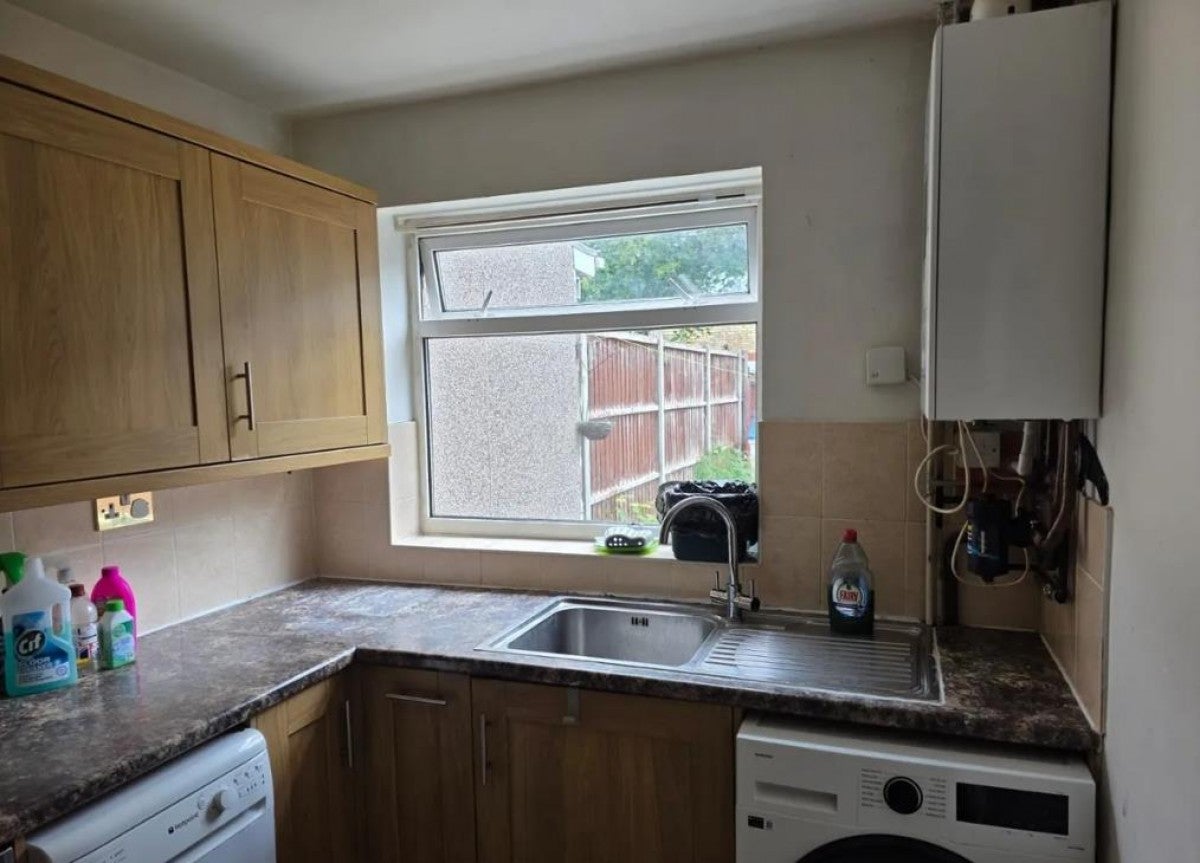 House Sheepcote Close in Greater London