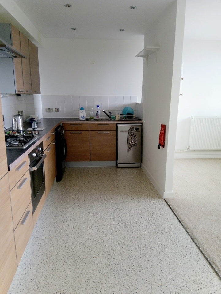 Flat Wyndham Road in Chester