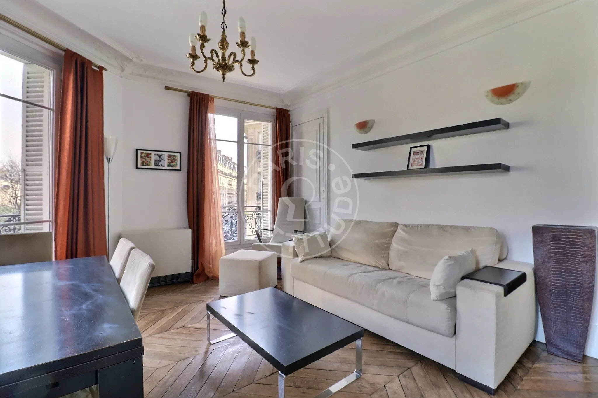 Appartement Rue Ferdinand Flocon à Paris