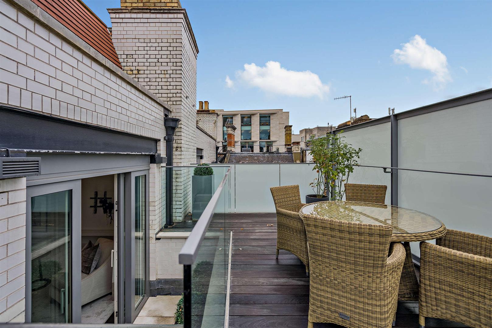 Flat Duke Street in City of Westminster