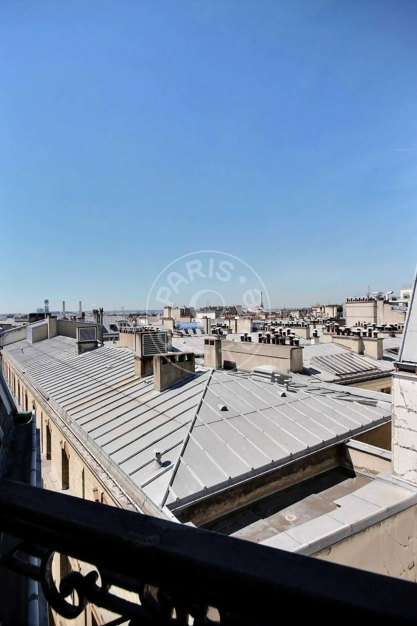 Flat Cité Condorcet in Paris