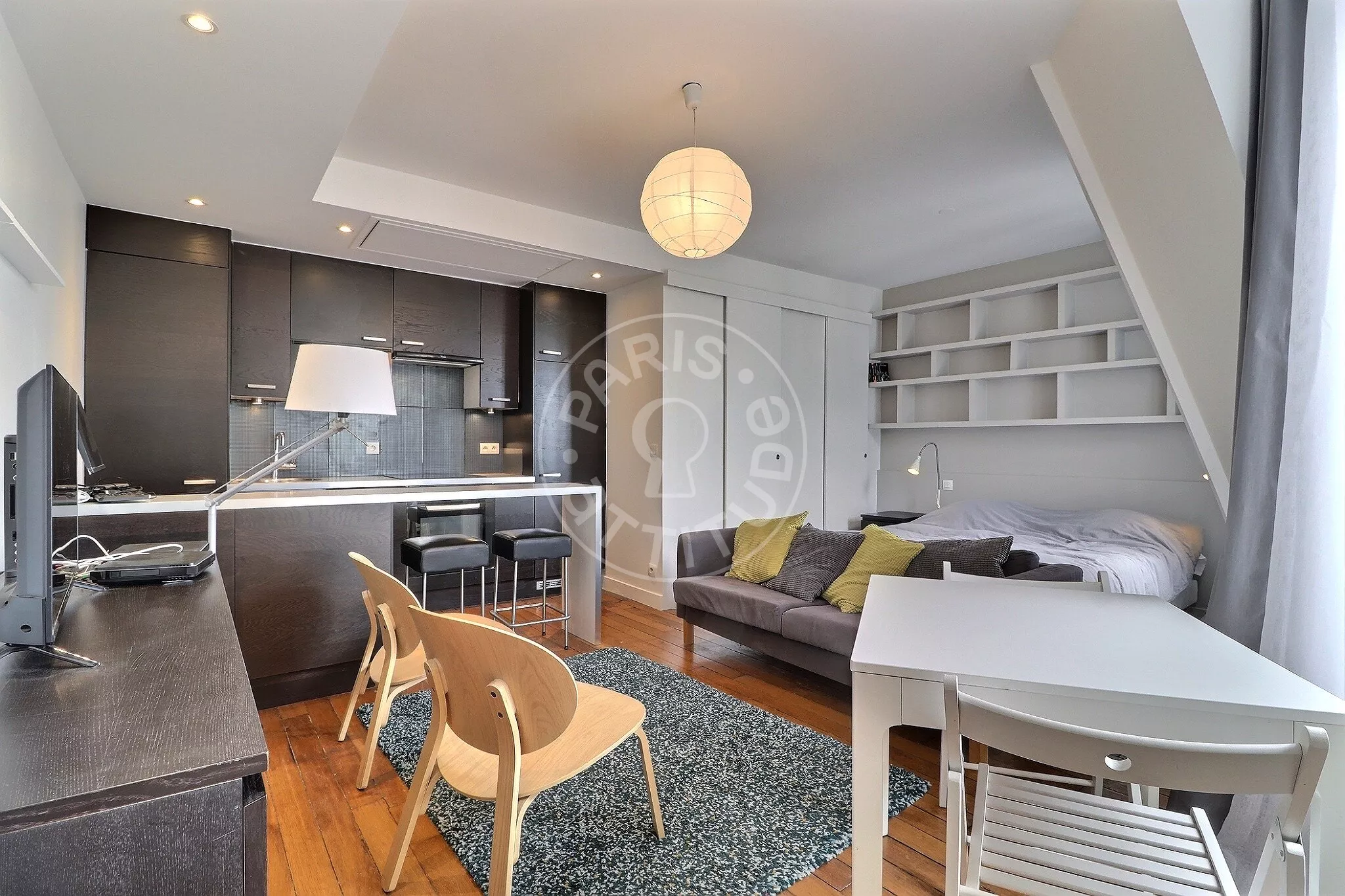 Flat Cité Condorcet in Paris