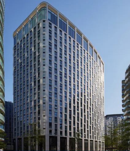Flat Crossharbour Plaza in Greater London
