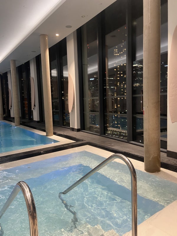 Flat Crossharbour Plaza in Greater London