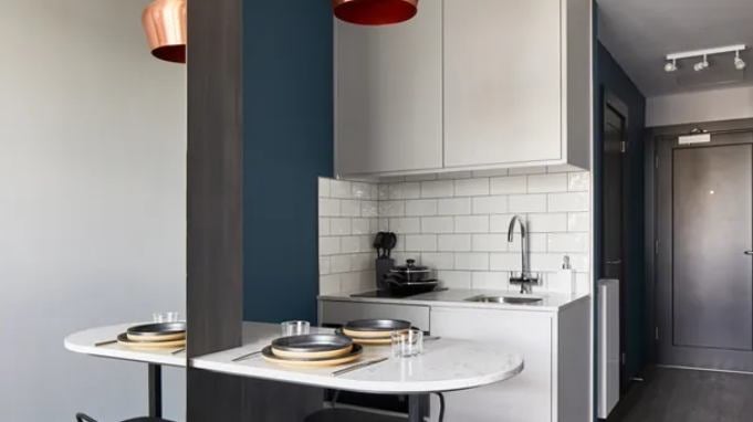 Flat Crossharbour Plaza in Greater London
