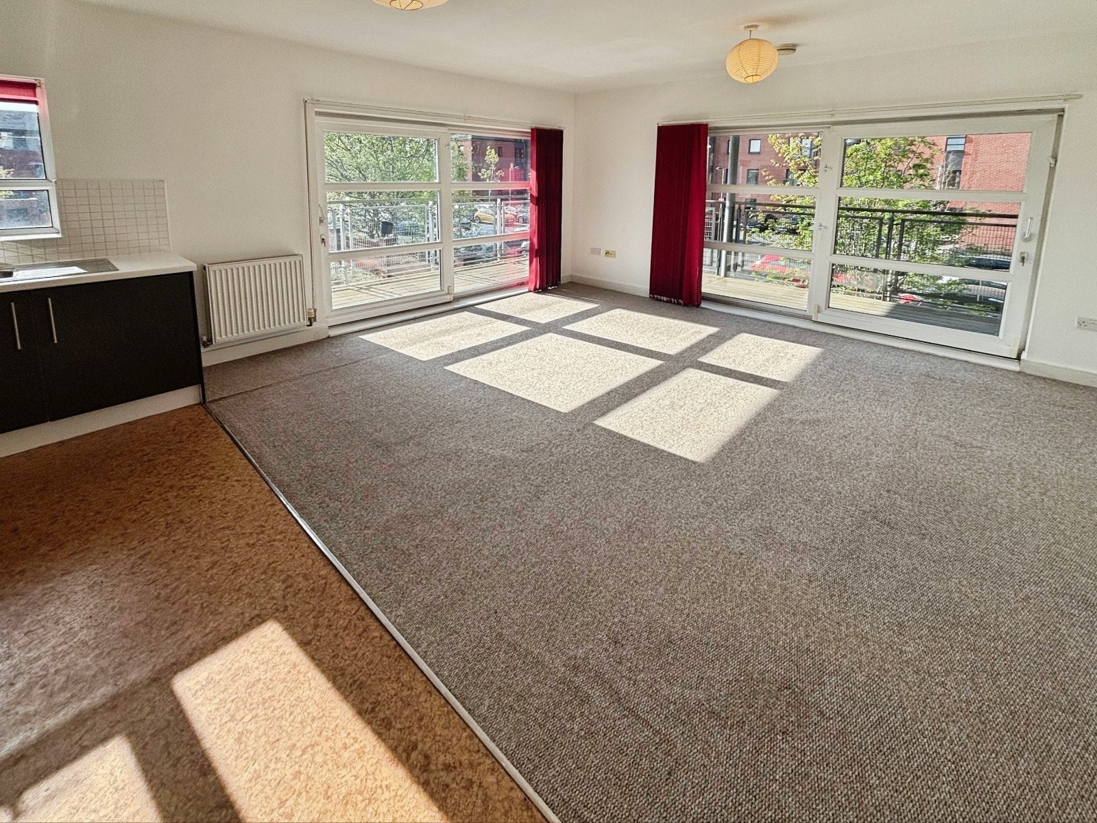 Flat Montmano Drive in Manchester