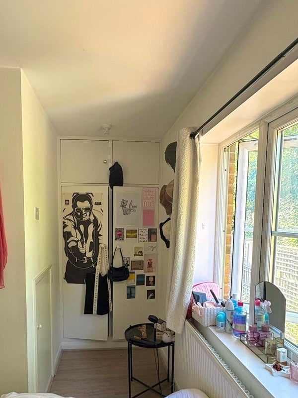 Room Hermitage Road in Greater London