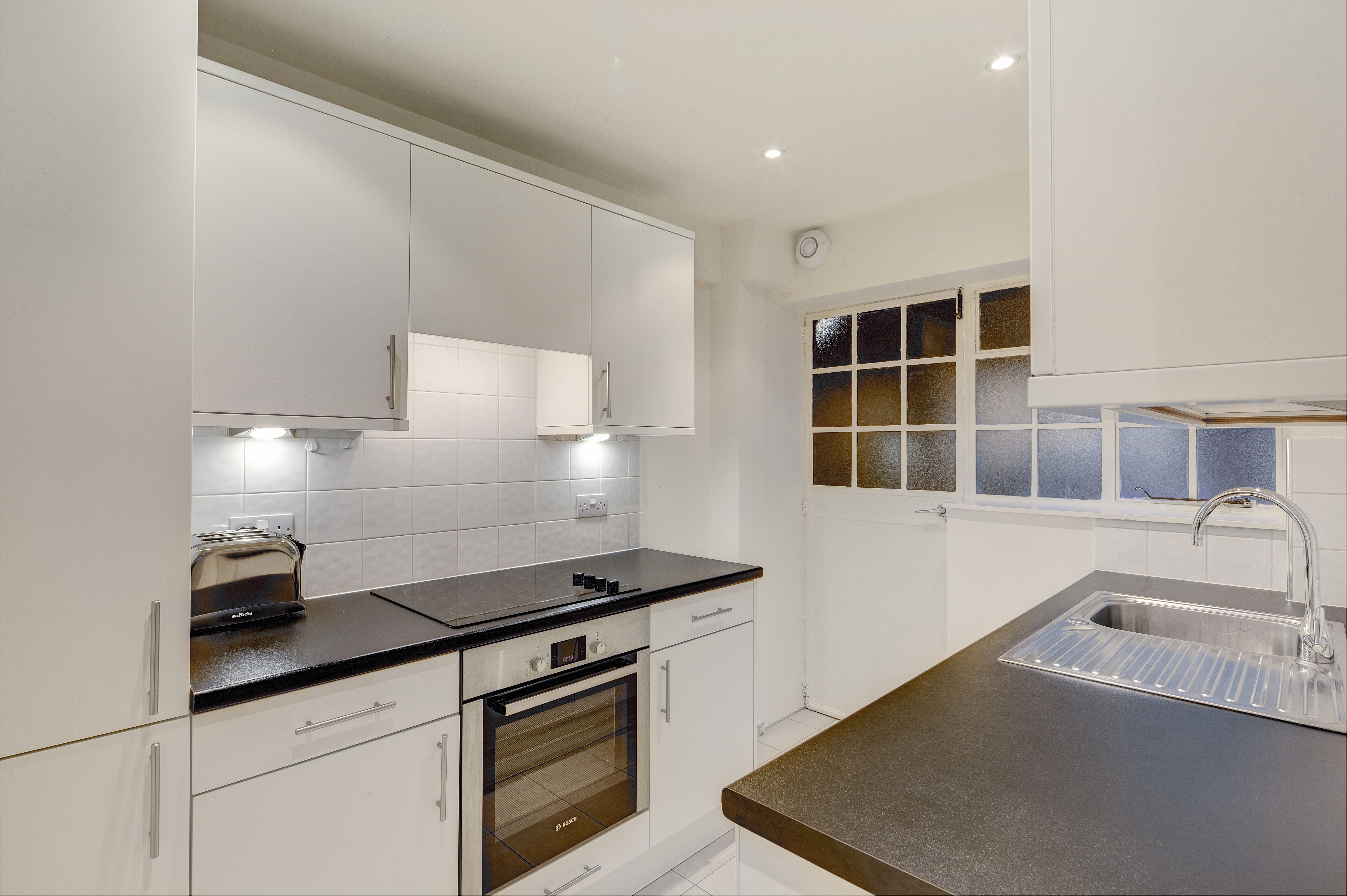Flat Fulham Road in Greater London