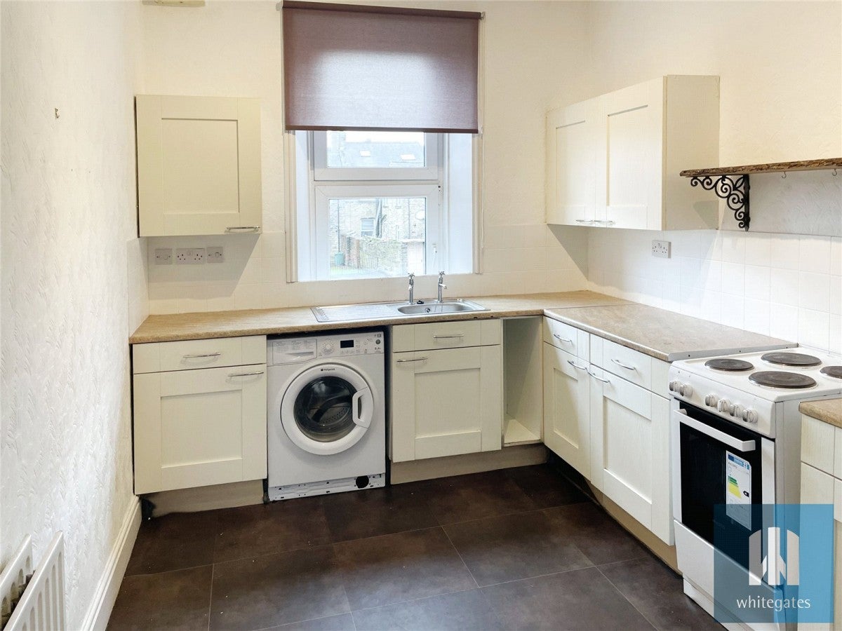 Flat Upper George Street in Kirklees