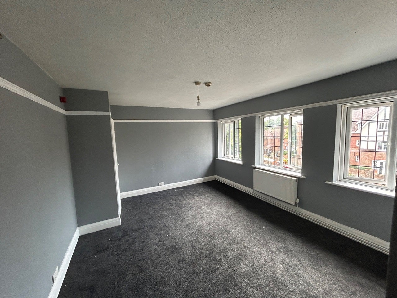 Room Sycamore Road in Amersham
