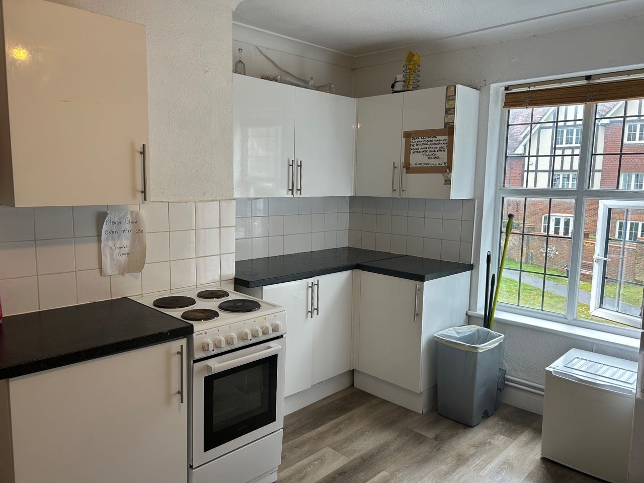 Room Sycamore Road in Amersham