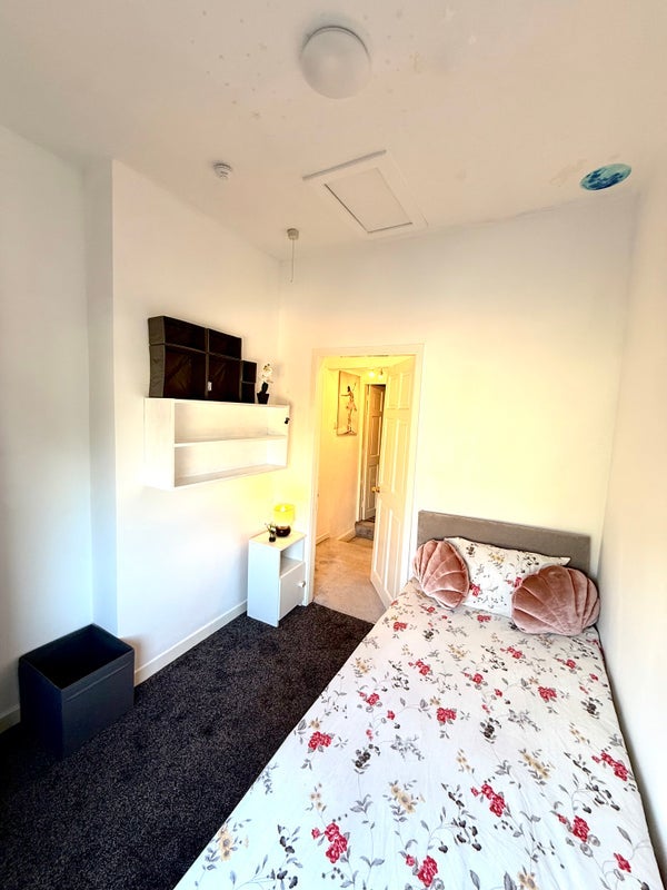 Room Longfield Terrace in Wakefield