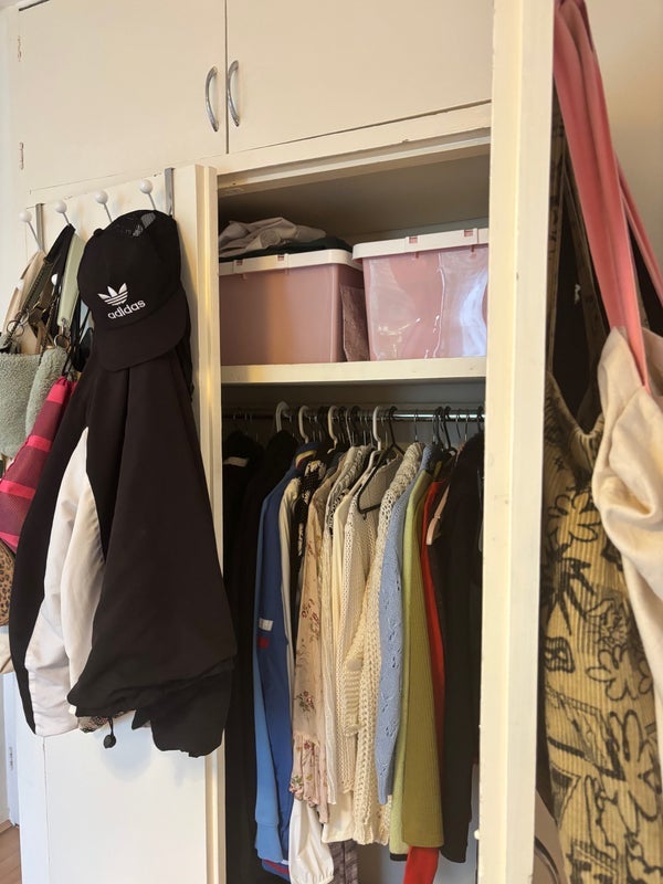Room Winterfold Close in Greater London