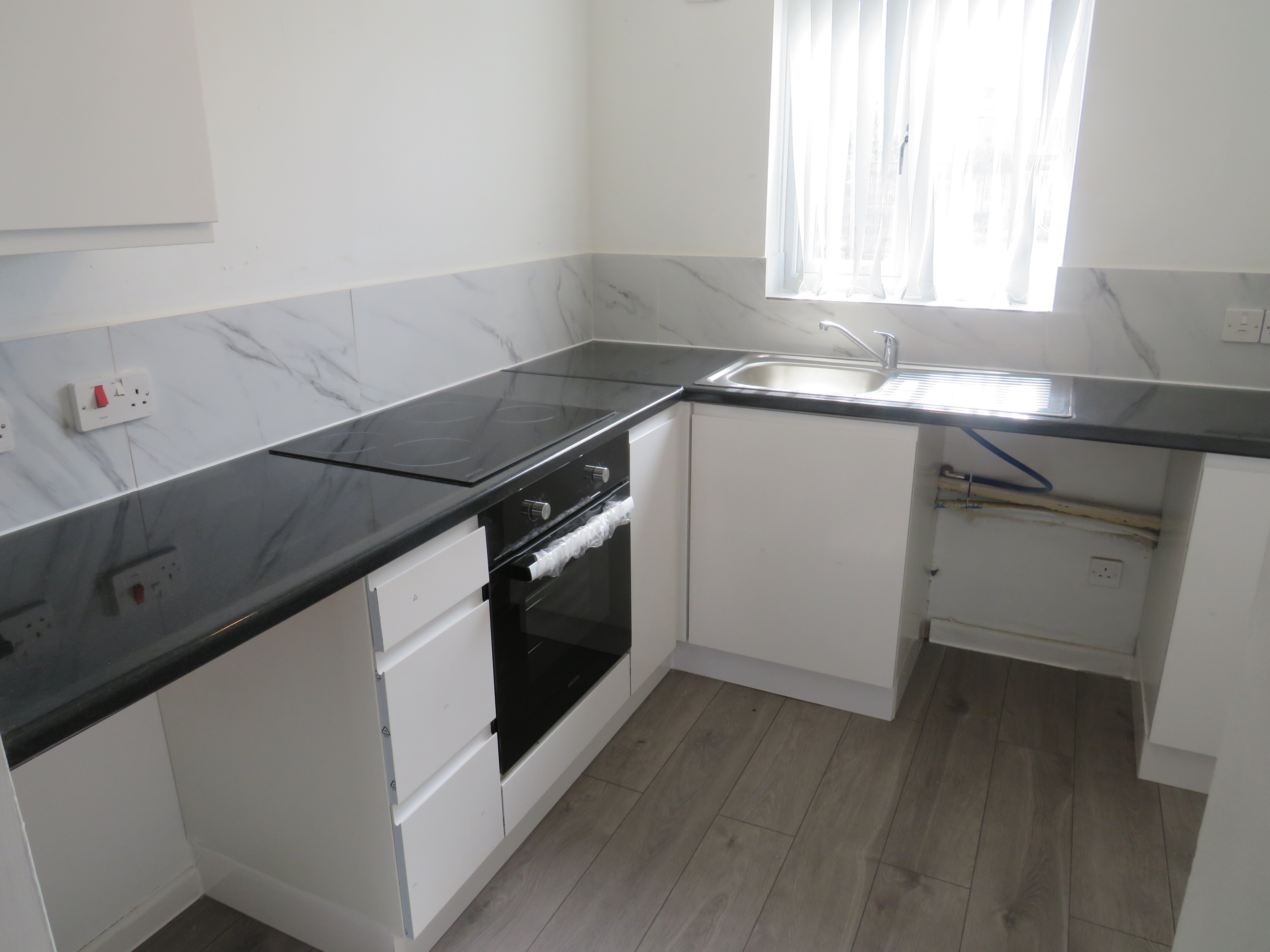 Flat Quayside Close in Sandwell
