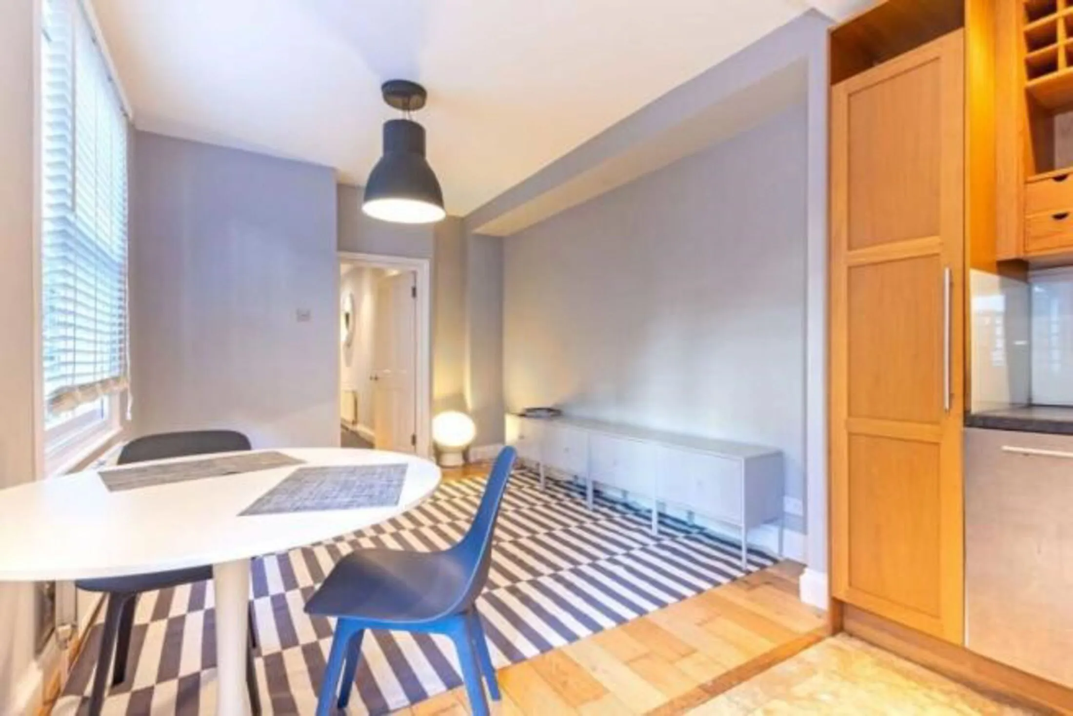 Flat Aylesbury Road in Greater London