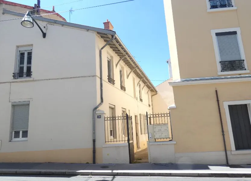 Appartement Rue Raspail à Oullins-Pierre-Bénite