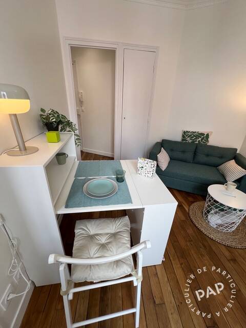 Flat Rue Antoinette Fouque in Paris