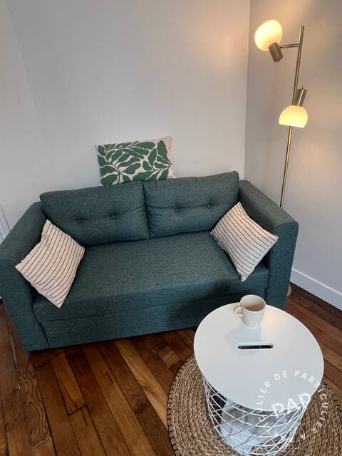 Flat Rue Antoinette Fouque in Paris