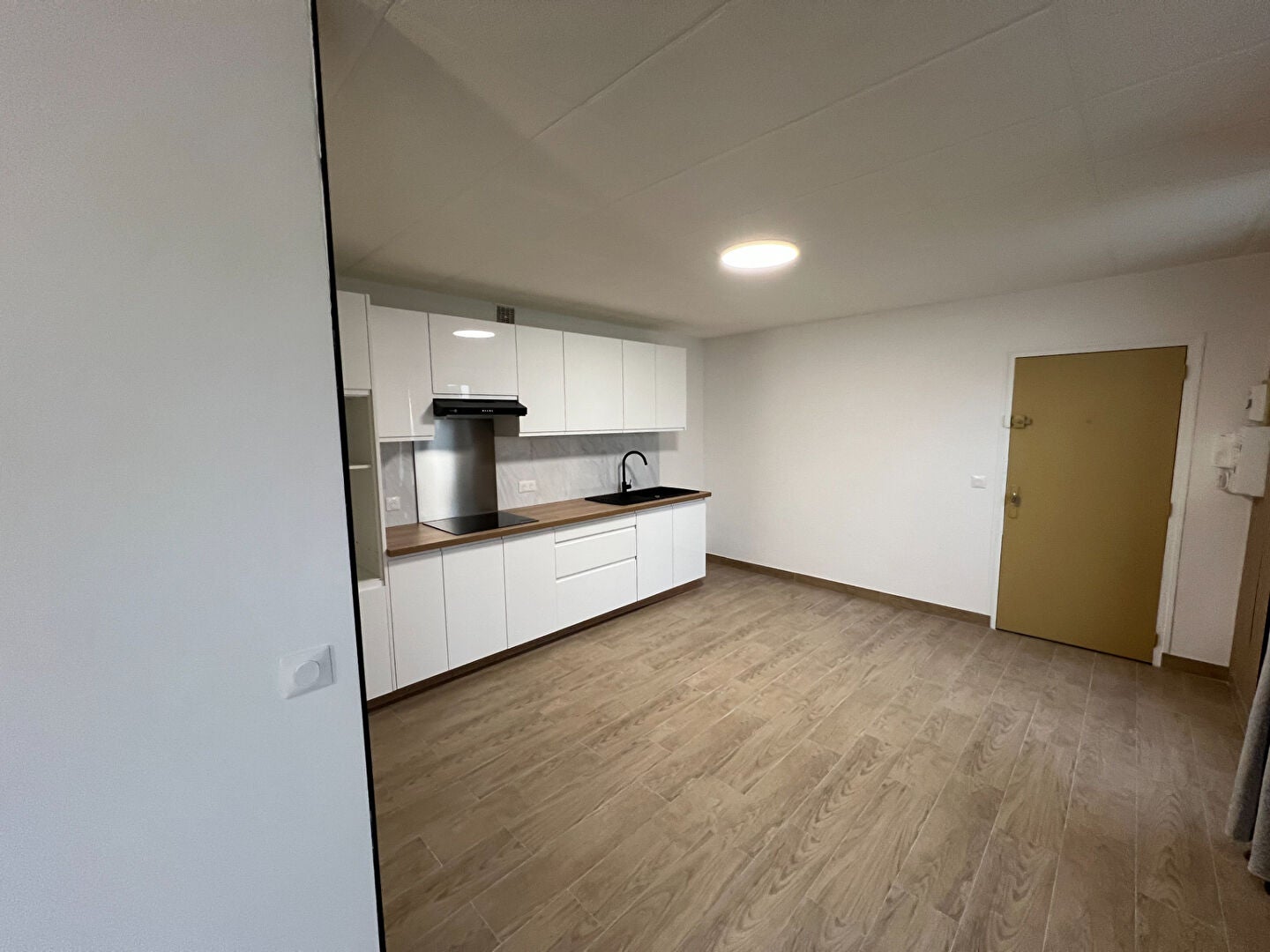 Appartement Rue Pierre Brossolette à Neuilly-sur-Marne