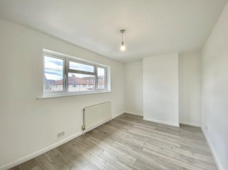 House Hunters Grove in Greater London