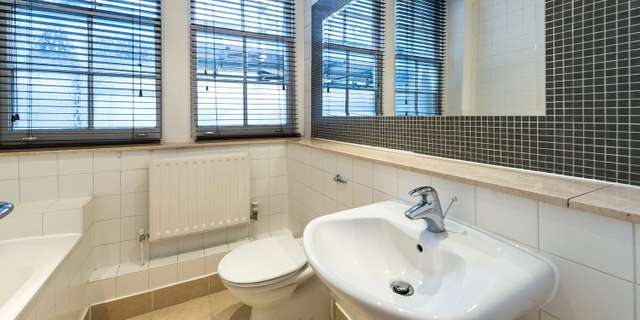 Flat Ludgate Broadway in City of London