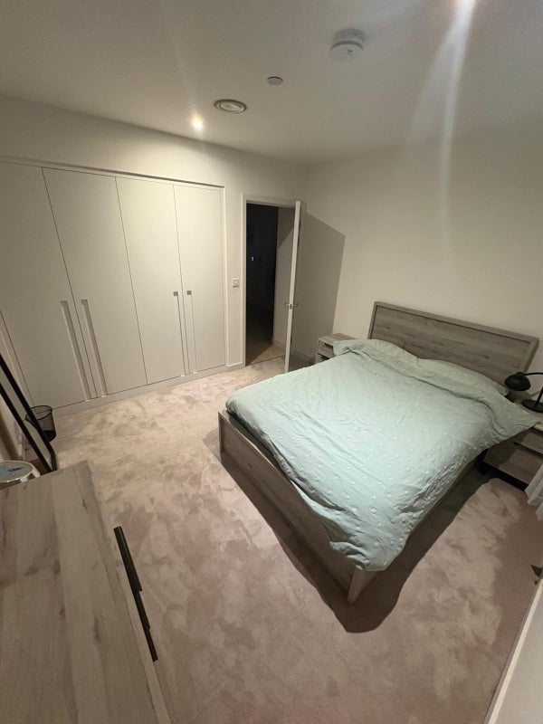 Room Shipwright Street in Greater London