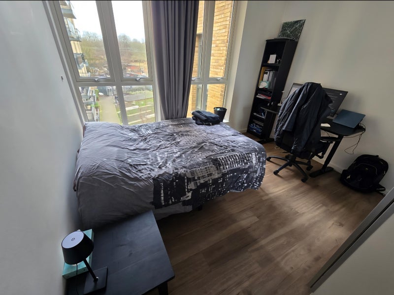 Room Nellie Cressall Way in Greater London