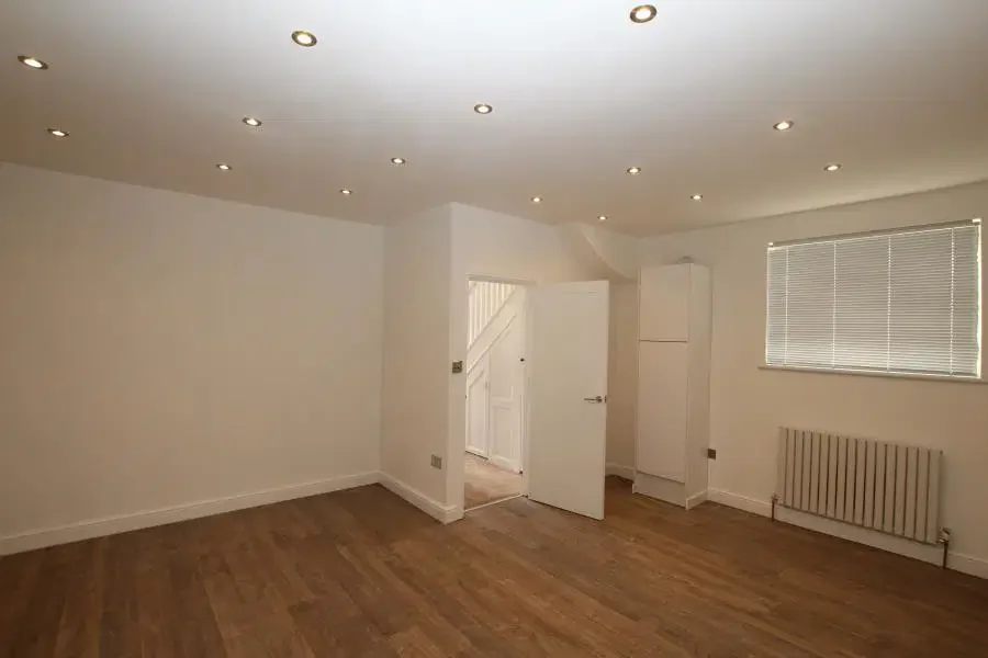 House Thirlmere Gardens in Greater London