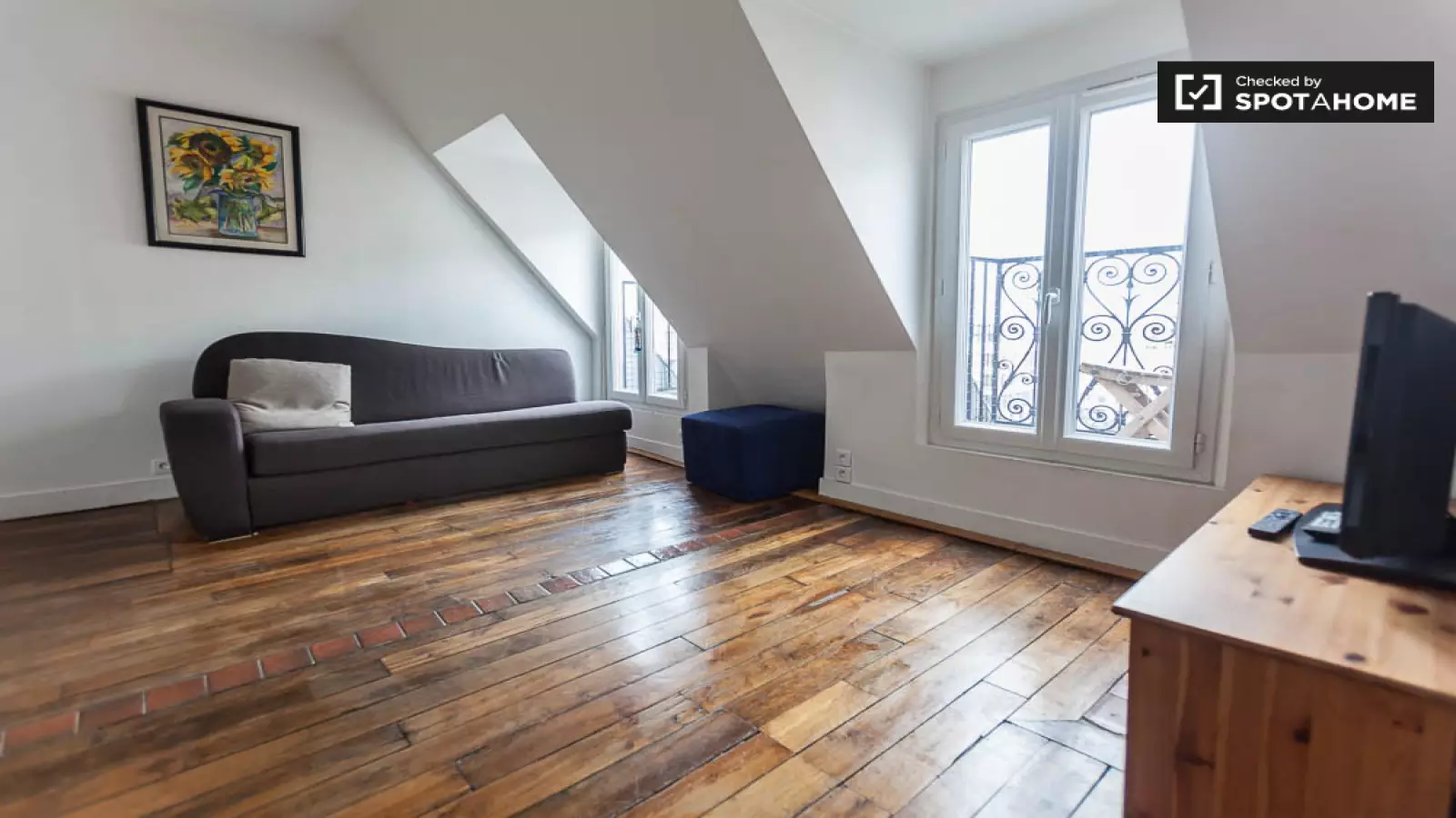 Appartement Rue de la Grange aux Belles à Paris
