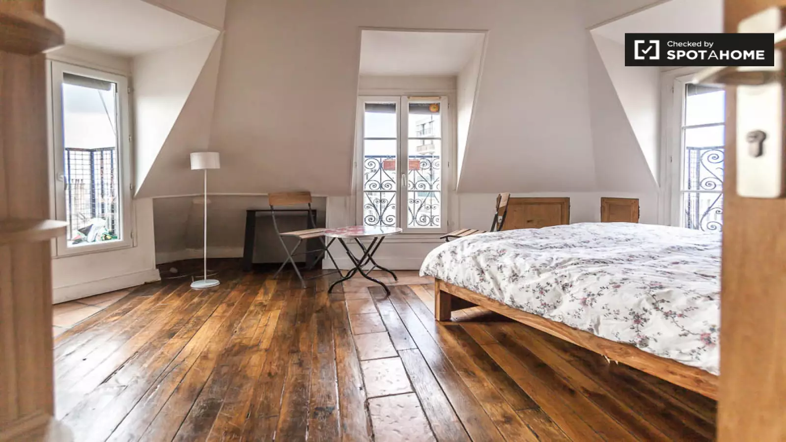 Flat Rue de la Grange aux Belles in Paris